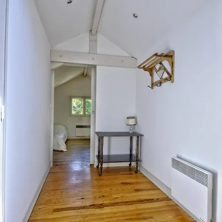 Spacieuse A - Terrasses, Jardin, Proche Plages, 5 Pour 12 Pers. - Fr-1-433-104 Villa